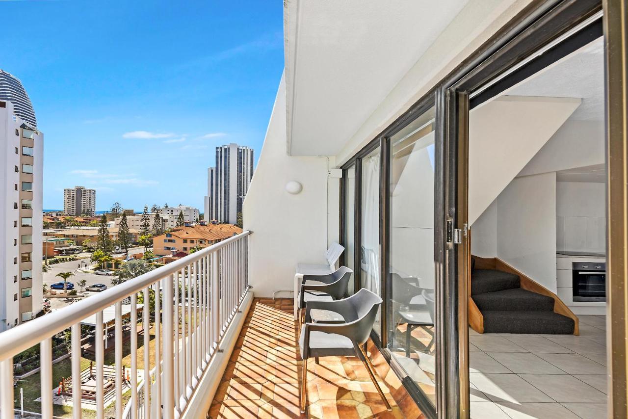 Broadbeach Travel Inn Apartments Голд-Кост Экстерьер фото